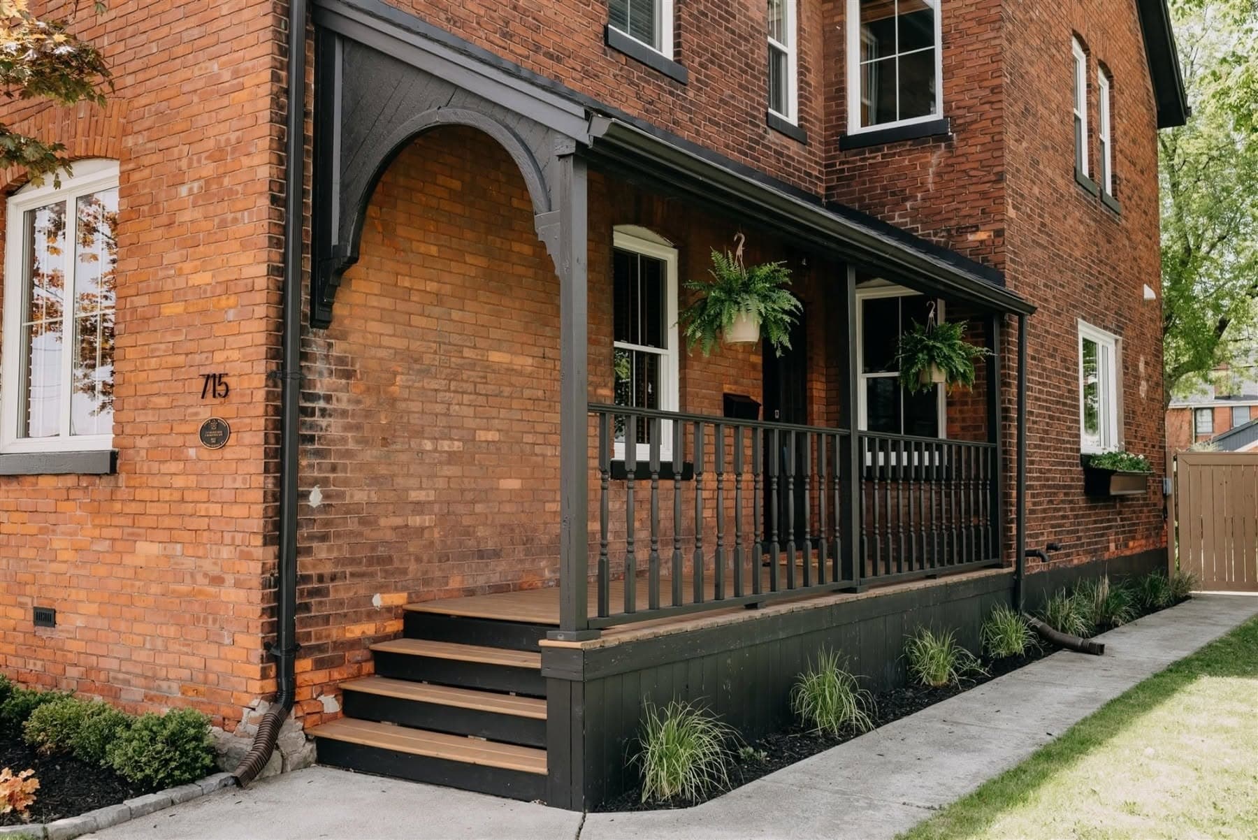 Exterior of Walkerville Psychology office at 715 Walker Rd, Windsor